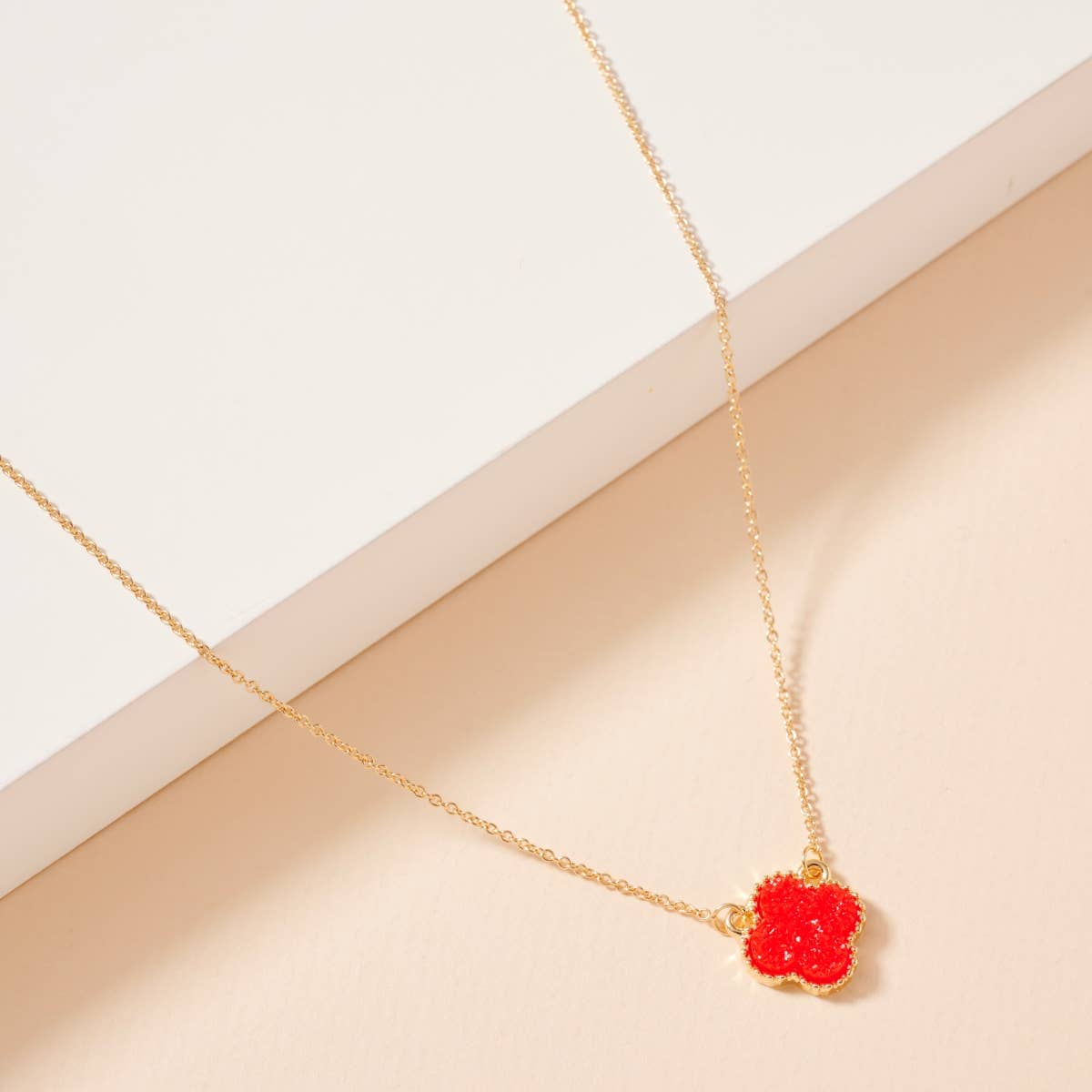 Flower Charm Druzy Stone Short Necklace