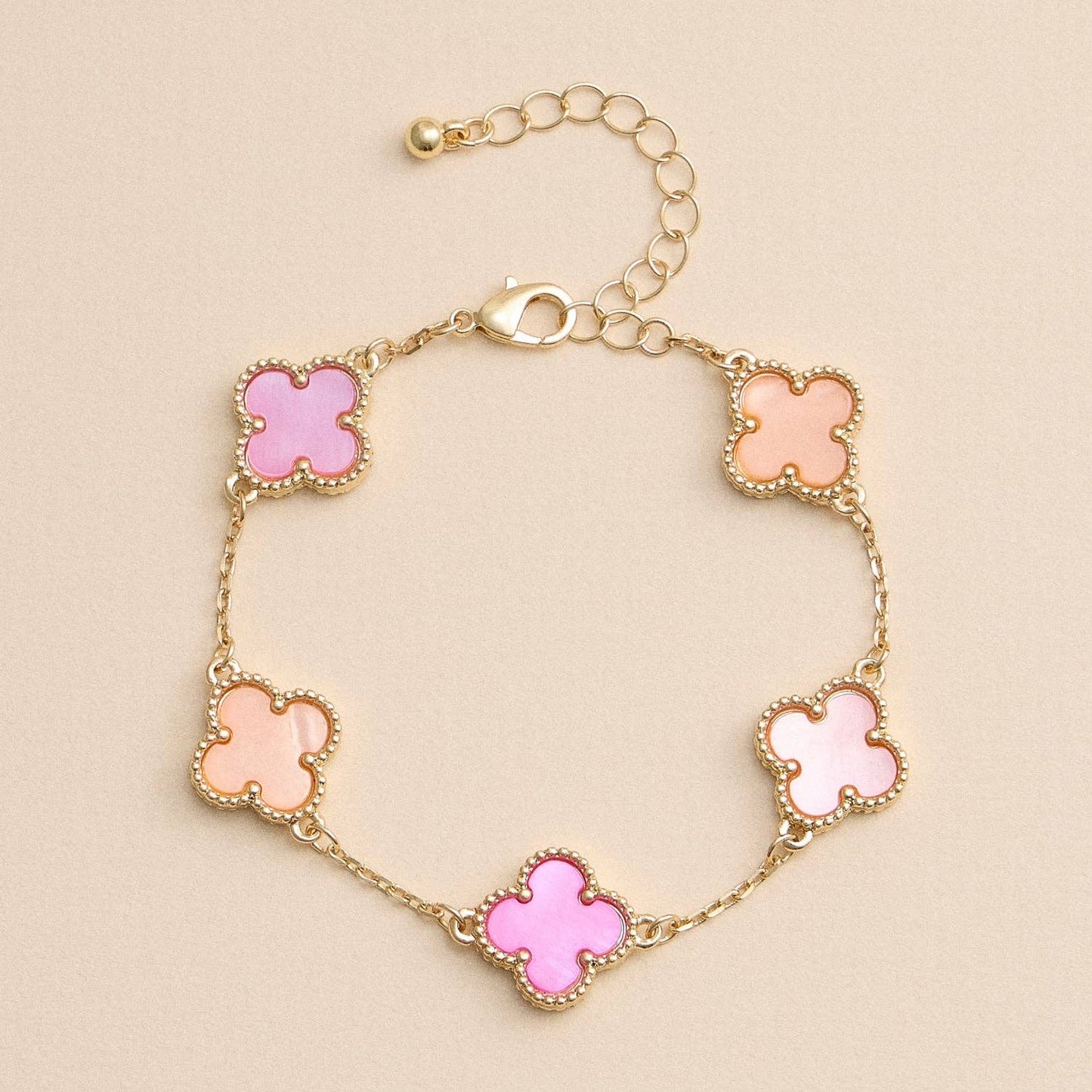 Lucky Clover Shell Charm Bracelet Inspired by Vancleef Design