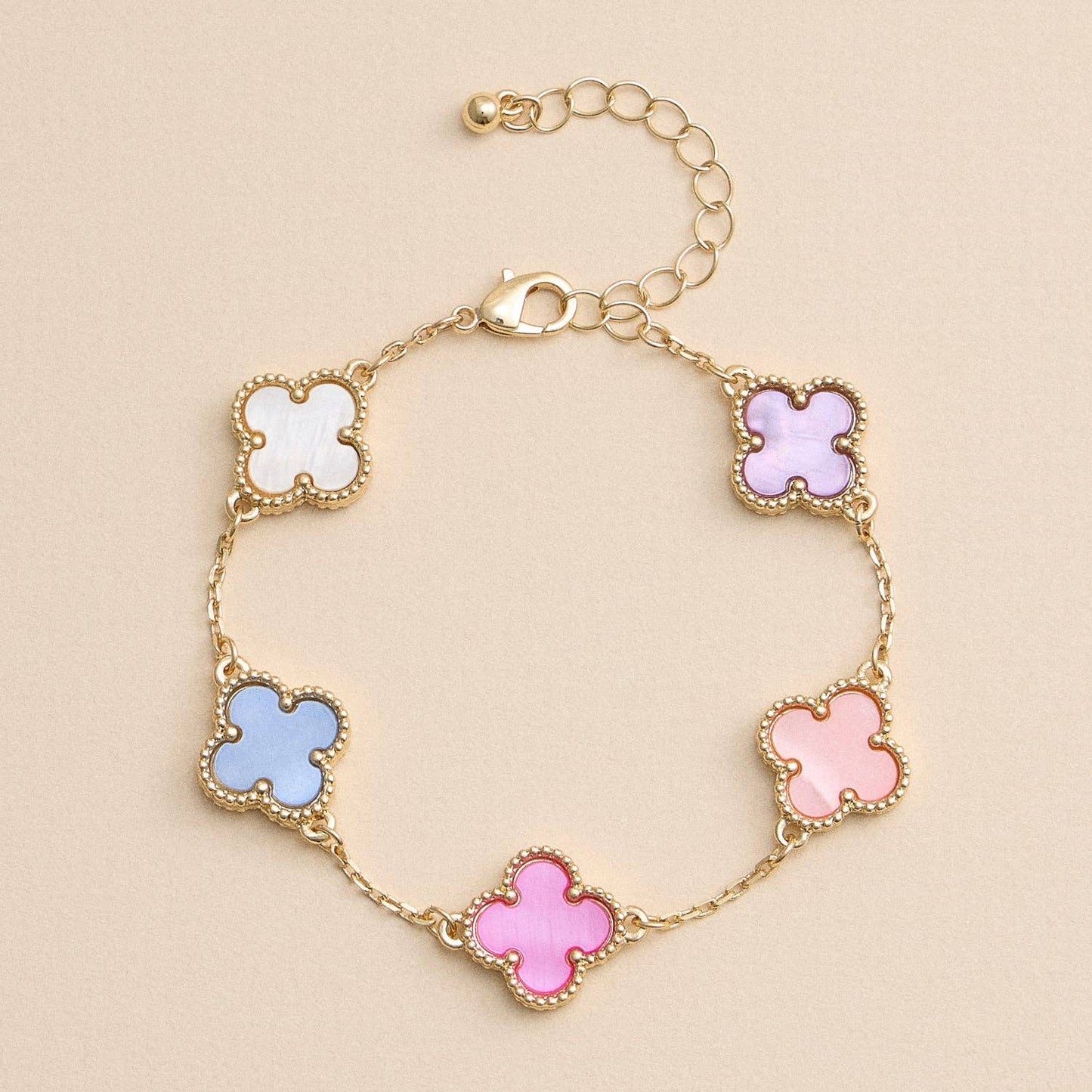 Lucky Clover Shell Charm Bracelet Inspired by Vancleef Design