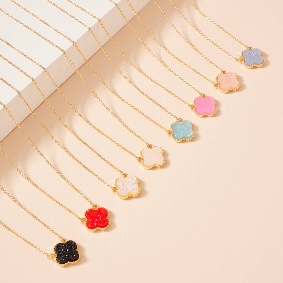 Flower Charm Druzy Stone Short Necklace