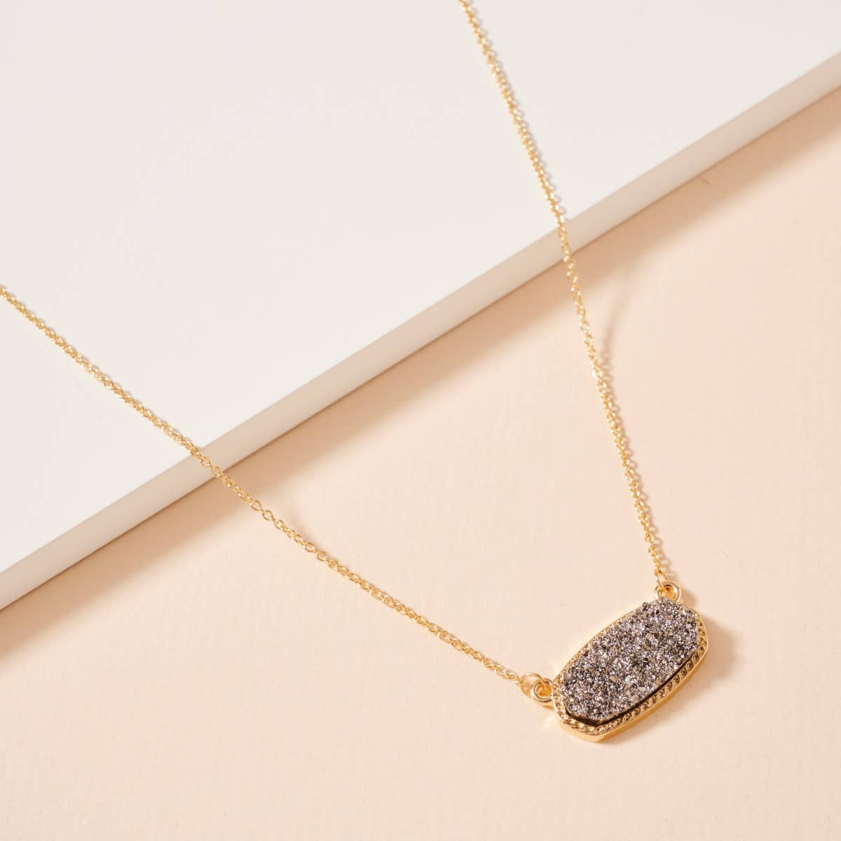 Druzy Stone Charm Short Necklace