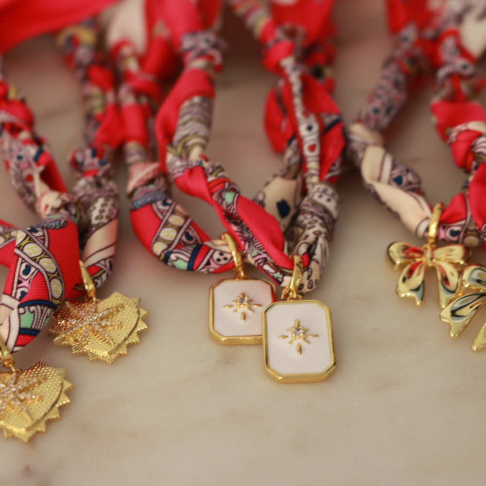 Rodeo Rose Scarf Necklace