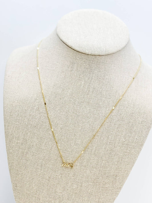 Necklace - 'Mrs' Pendant Necklace